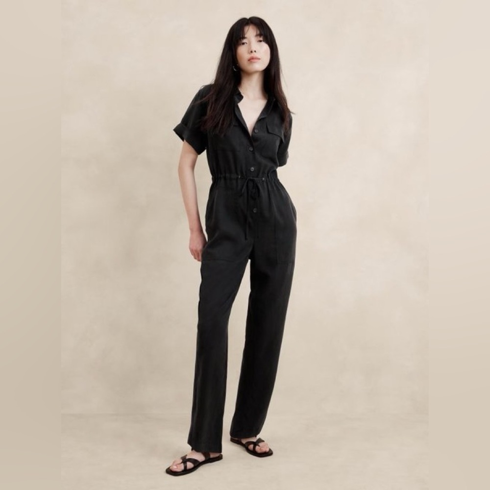 NEW! Banana Republic Black Utility Jumpsuit - 470955 🍄🟫